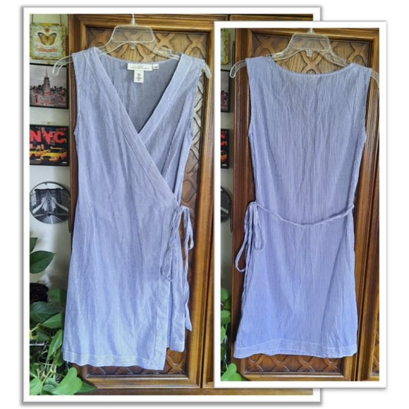 H&M L.O.G.G Blue Cotton Seersucker Striped Tie Wrap Dress - Size 4 - Picture 16 of 16